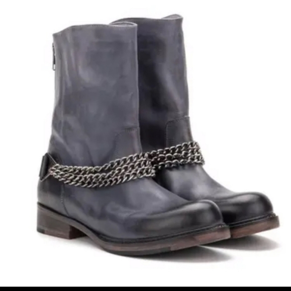 VINTAGE FOUNDRY CO ZOEY CHAIN LEATHER BIKER BOOT - Picture 1 of 12